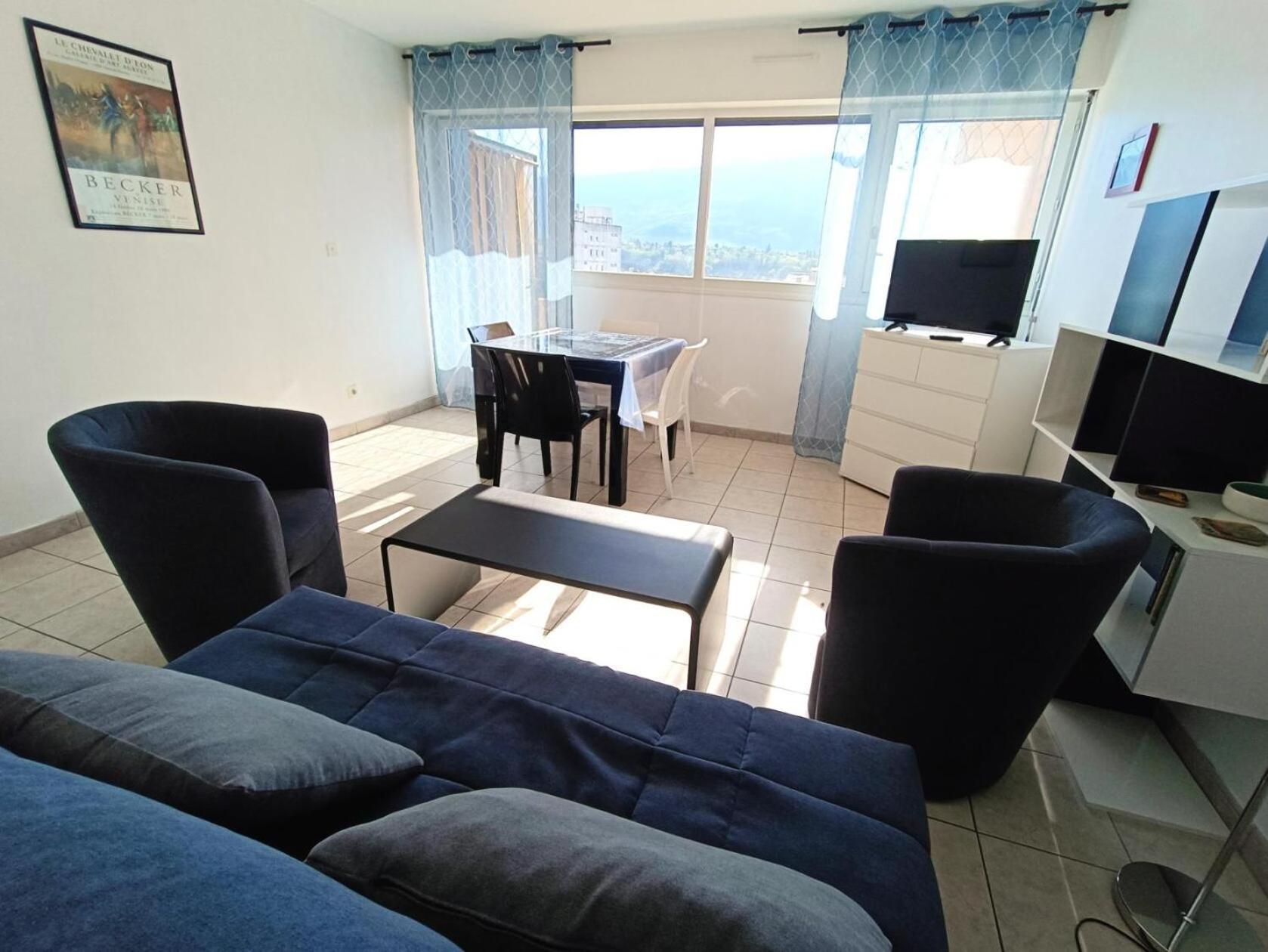 Saint Christophe - Traversant, Agreable Et Lumineux A 2 Pas De La Cure ! Mae-7244 Apartment